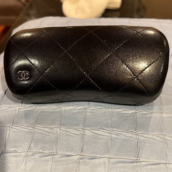 Chanel Sunglasses - Picture 4 of 14